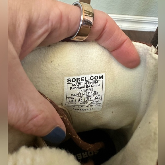 SOREL | Phoenix Short Lace Cozy Boot - Picture 12 of 12